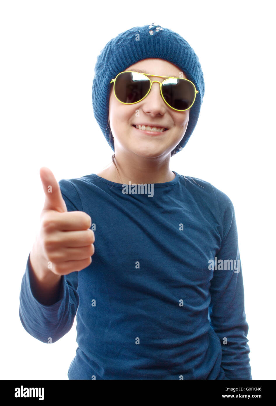 Girl wearing cap and sunglasses hires stock photography and images Alamy