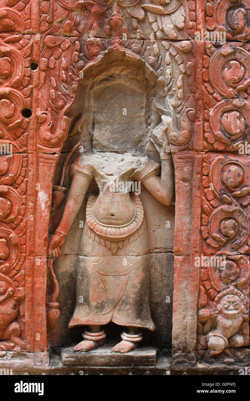 Statue without head hires stock photography and images Alamy