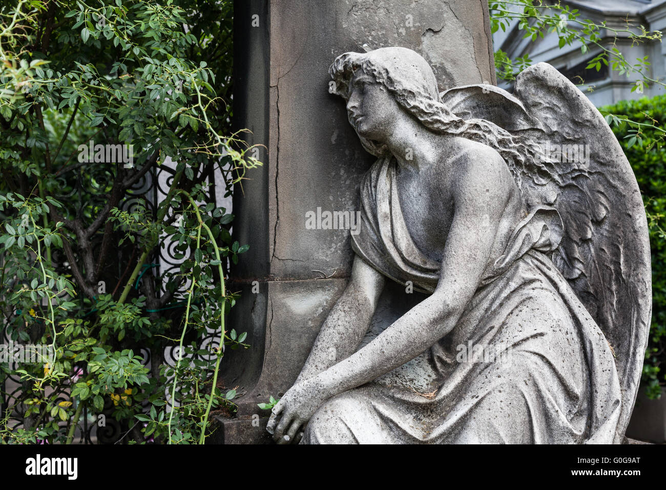Old Cemetery statue Stock Photo Alamy