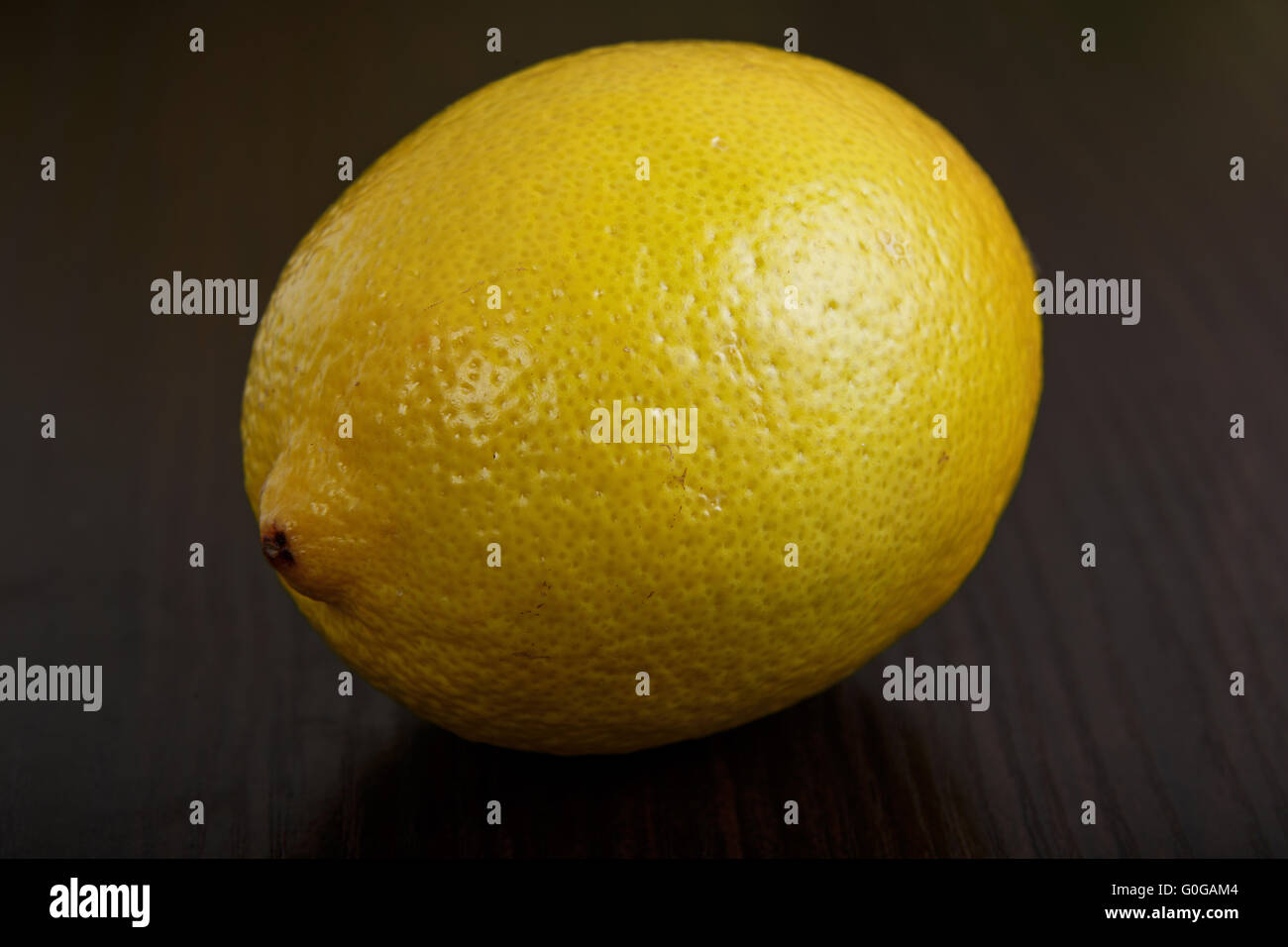 Lemon close up whole hi-res stock photography and images - Alamy