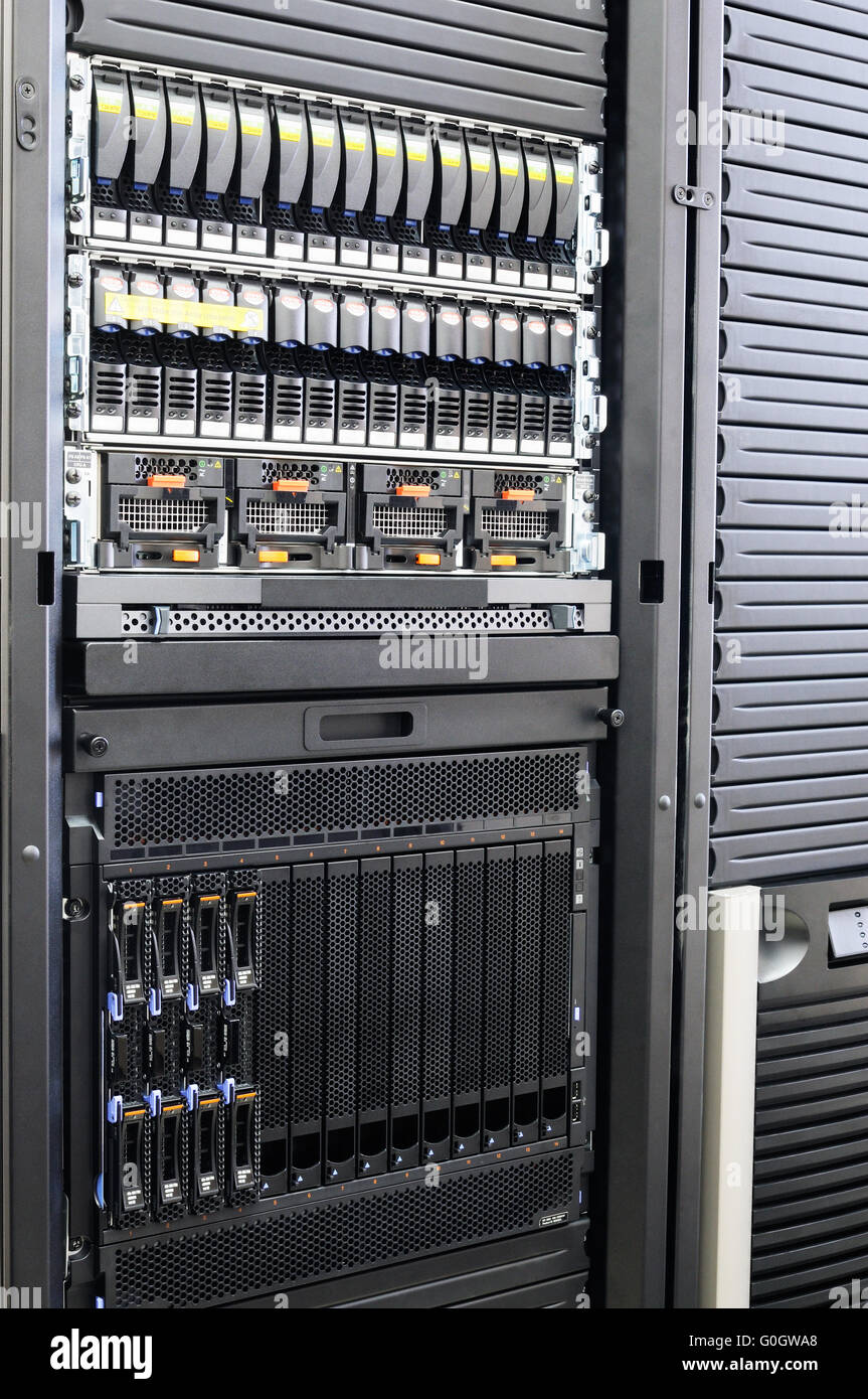 Blade server rack hires stock photography and images Alamy