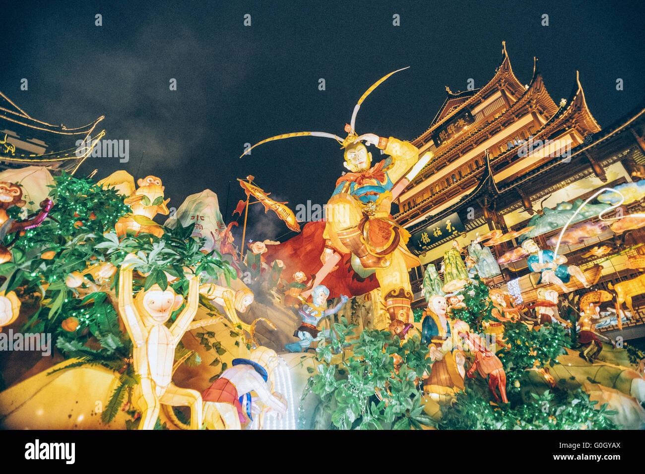 Chinese lantern festivals in Yuyuan garden Stock Photo - Alamy