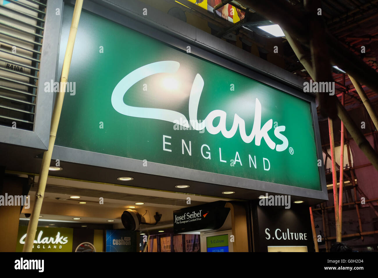 A Clarks shoe store in Hong Kong Stock Photo - Alamy