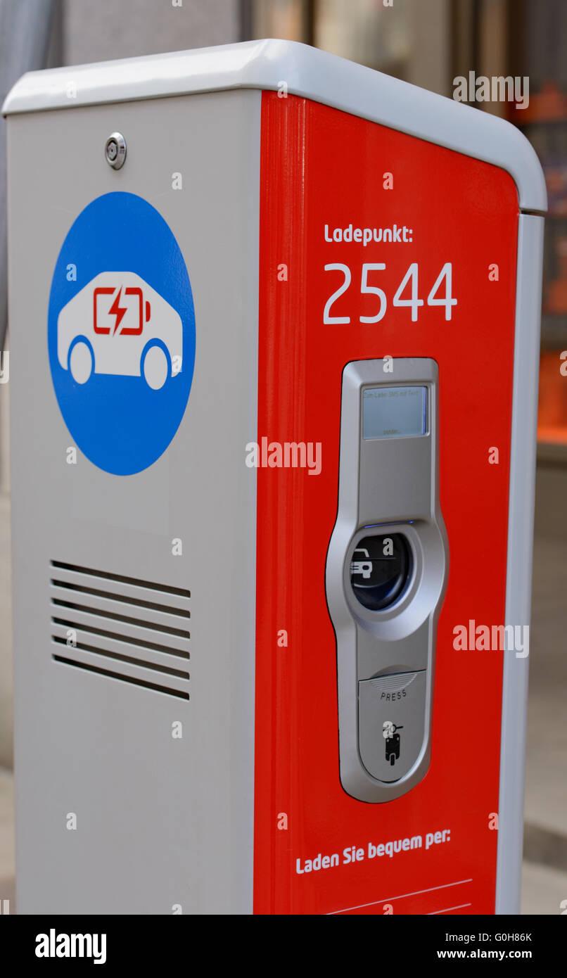Electric charging station Stock Photo Alamy