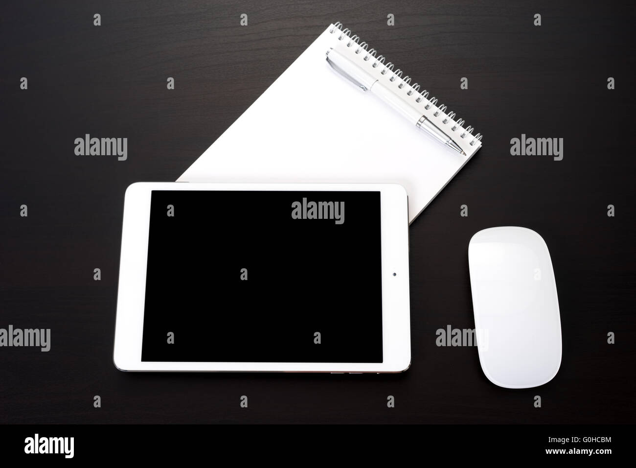 Tablet Keyboard Notepad Office table tablet blank hi-res stock photography and images - Alamy