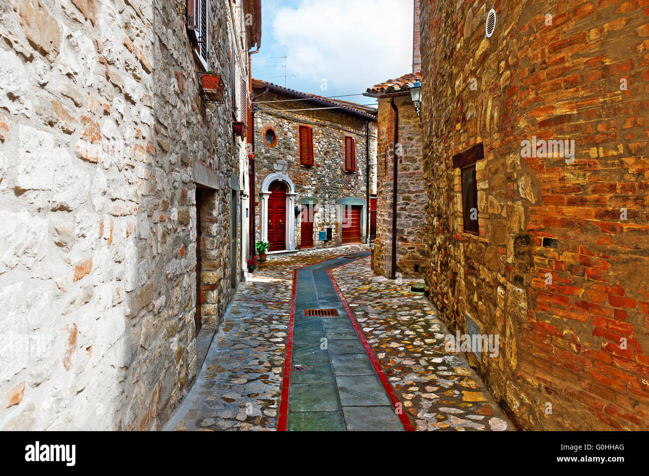 Shutter street hi-res stock photography and images - Alamy