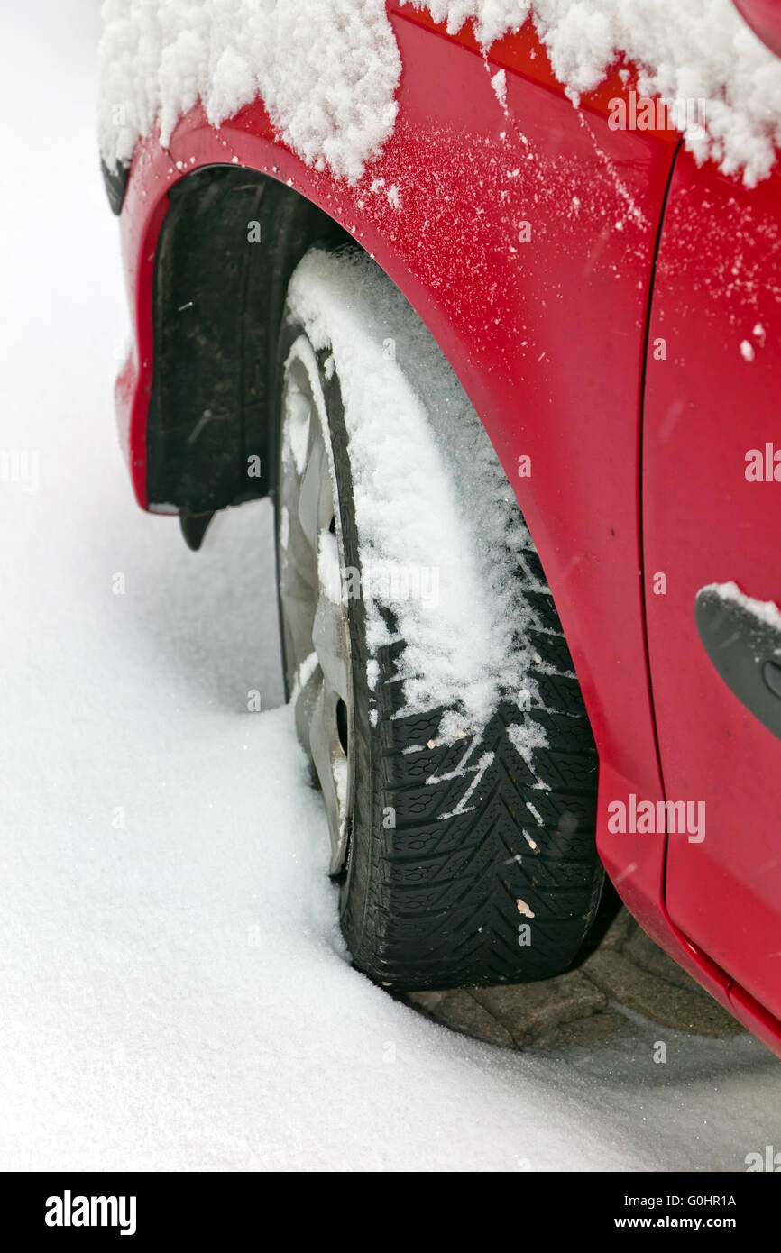 Car skidding snow hires stock photography and images Alamy