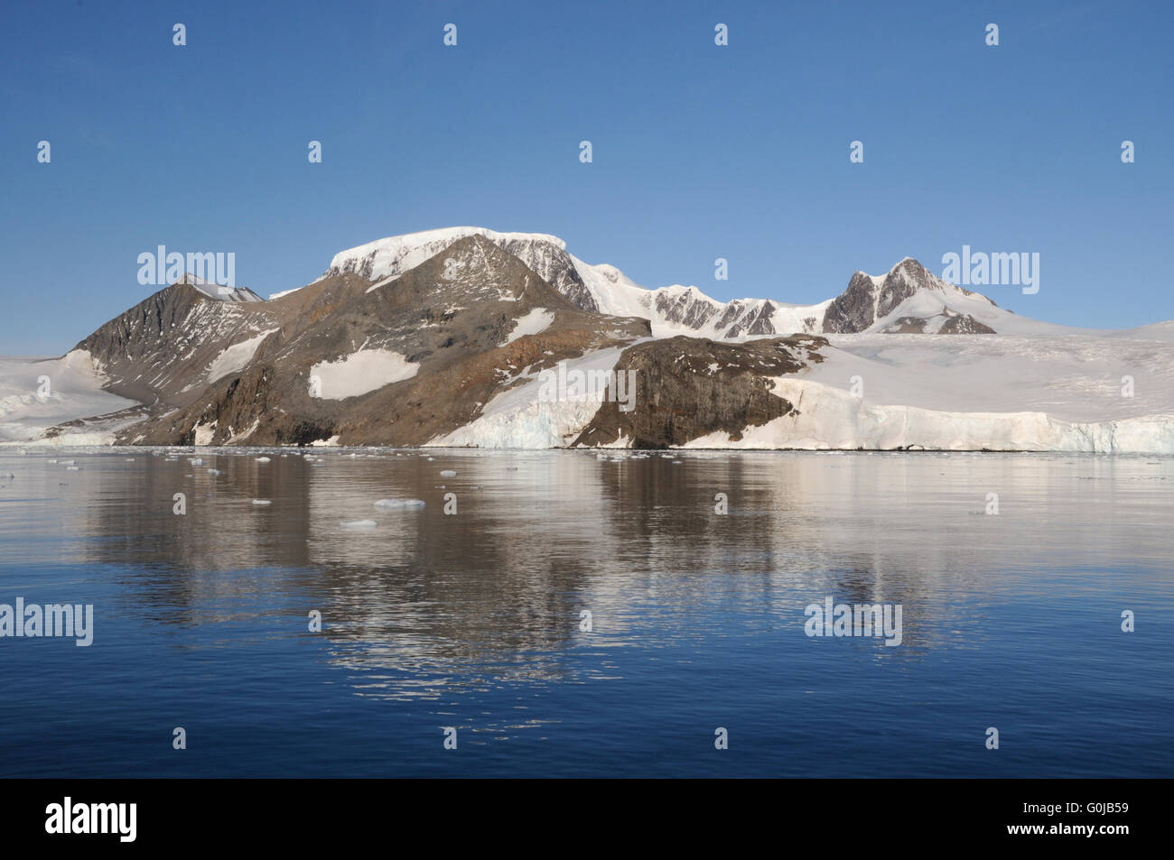 Hope Bay and the Hope Glacier. Hope Bay, Antarctic Peninsula