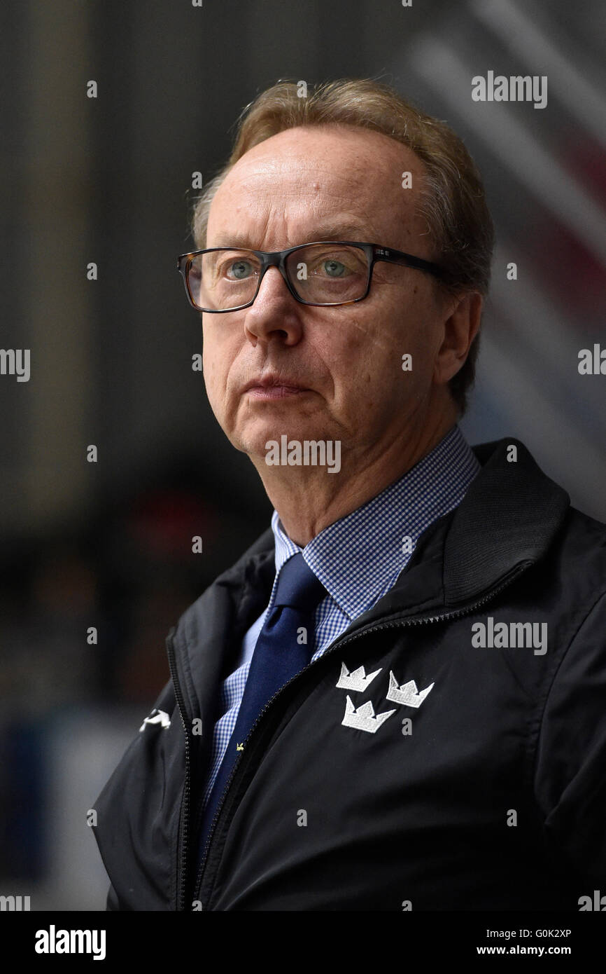 Swedish head coach Par Marts during the Euro Hockey Tour series match Stock  Photo - Alamy