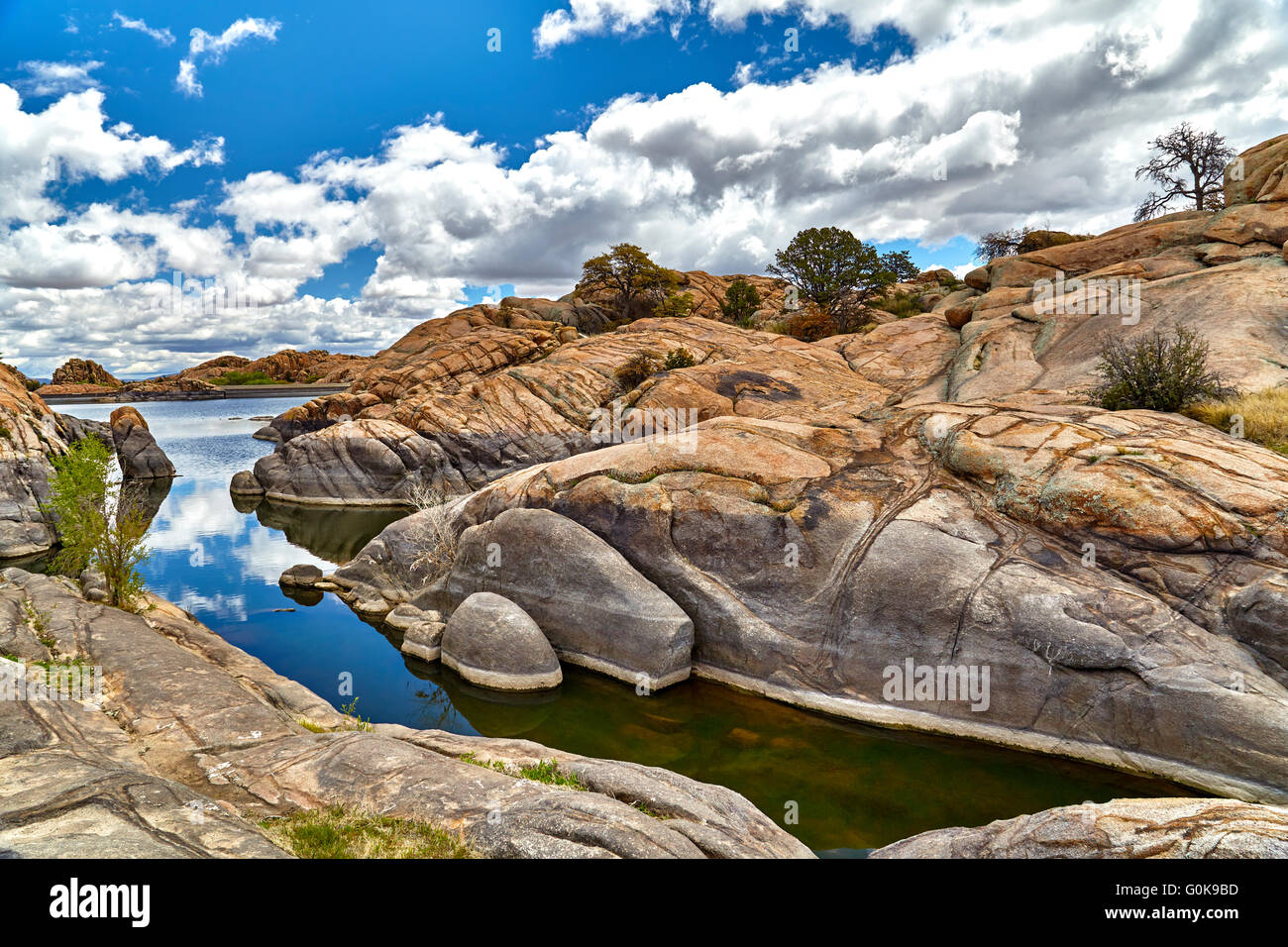 Willow Lake Prescott Arizona in boulders showing water line on rocks