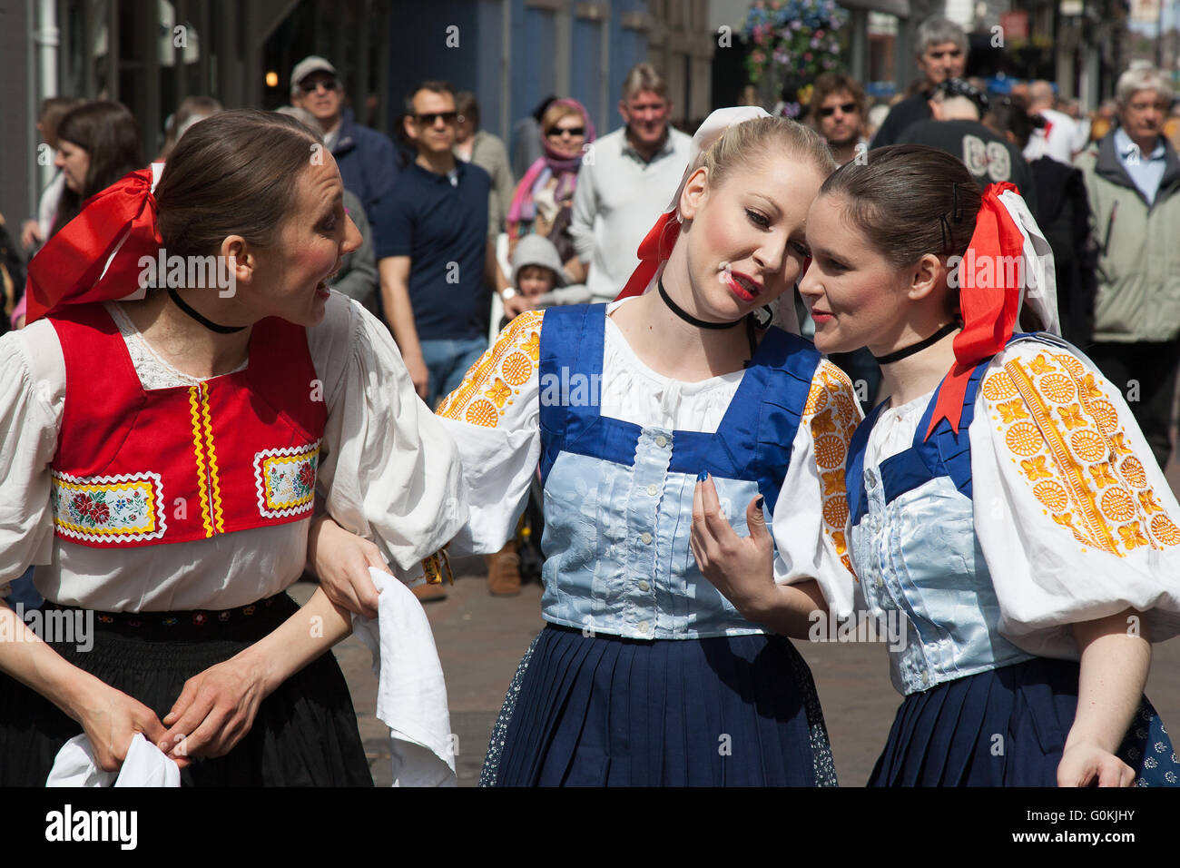 sweeps festival traditional dancers dancing Stock Photo - Alamy