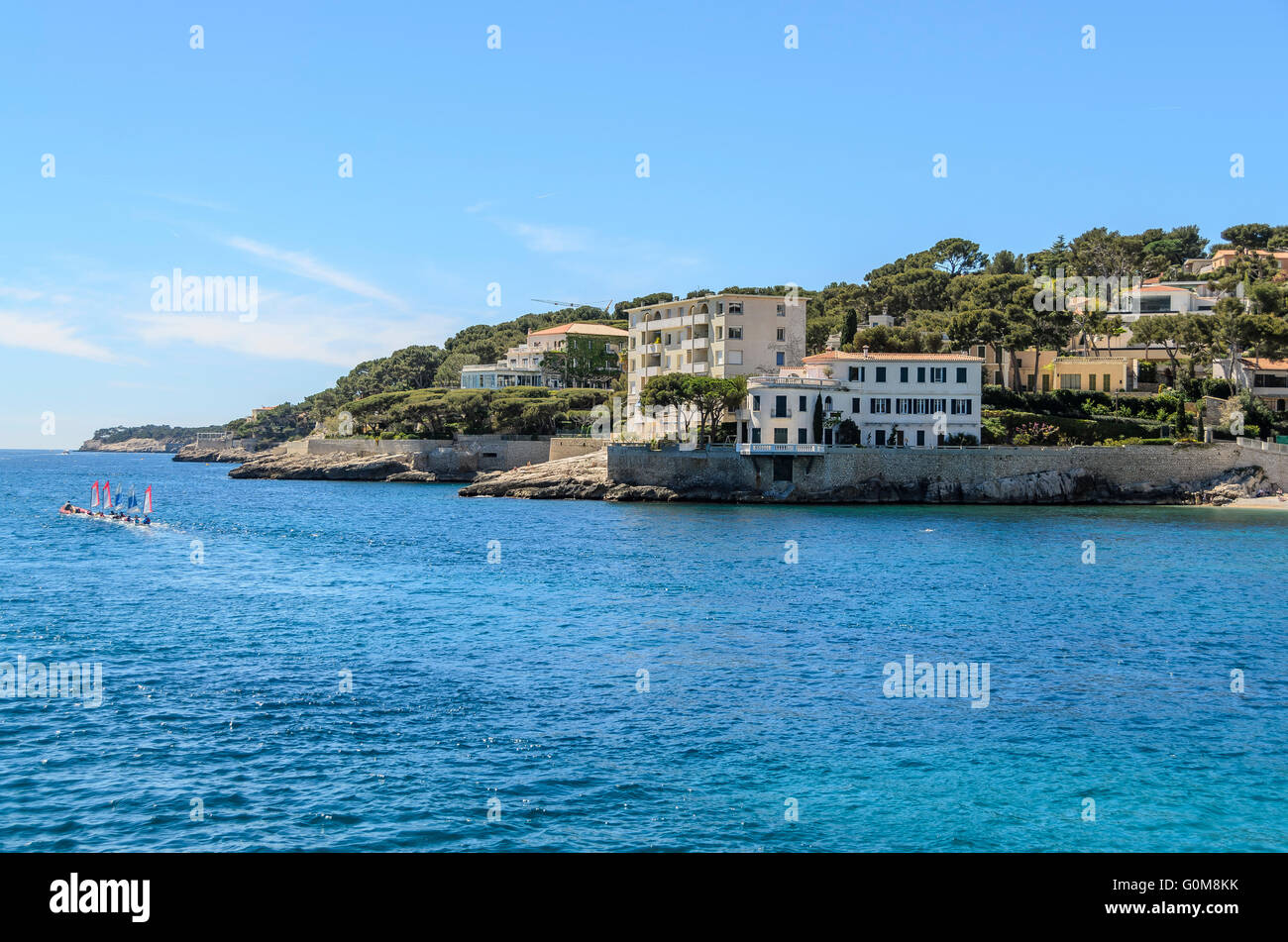 PORT DE CASSIS, ECOLE DE VOILE, CASSIS, BDR 13 Stock Photo