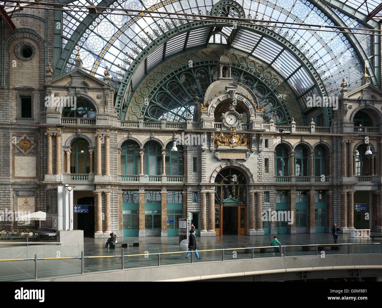 Antwerp Railway Station Train Antwerp Belgium Stock Photo - Alamy