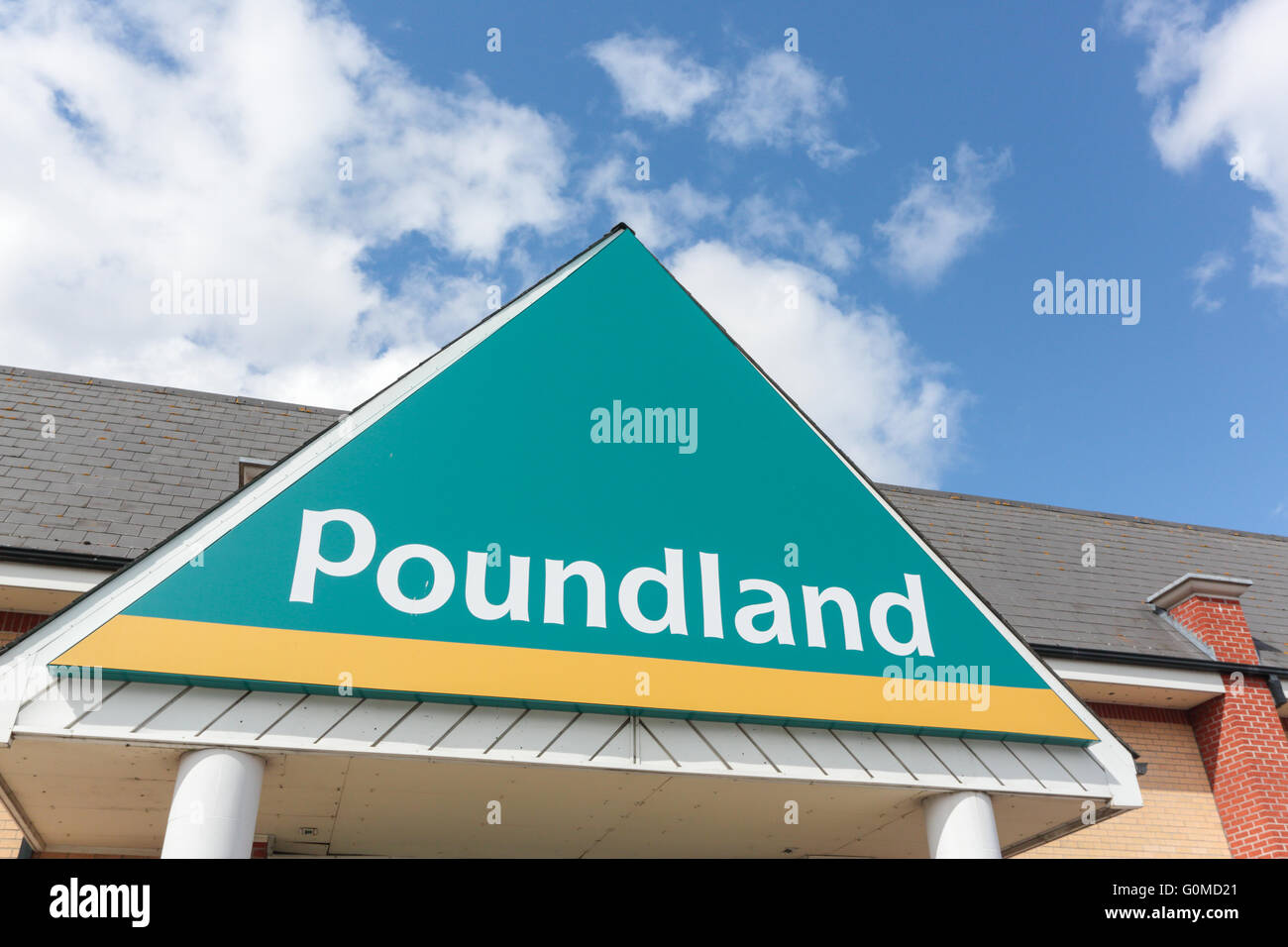 Poundland shop sign Stock Photo Alamy