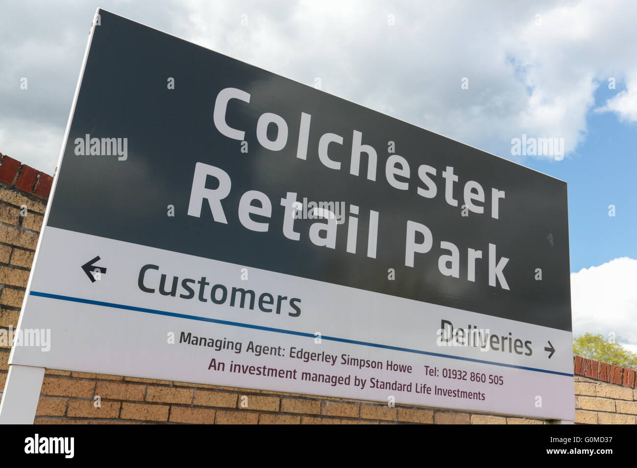 Colchester Retail Park sign Stock Photo Alamy