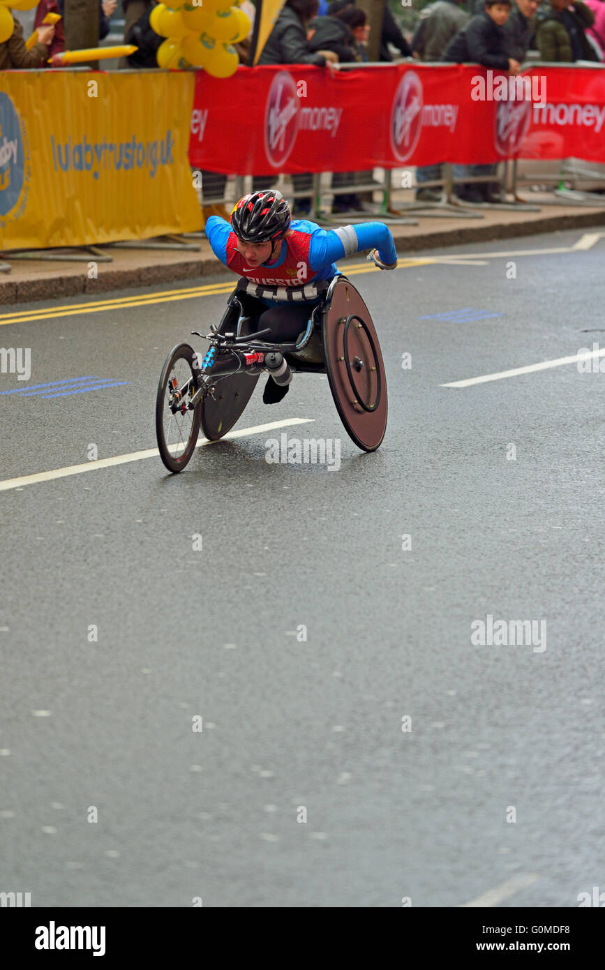 Wheelchair competitor, 2016 Virgin Money London Marathon, London, United Kingdom Stock Photo