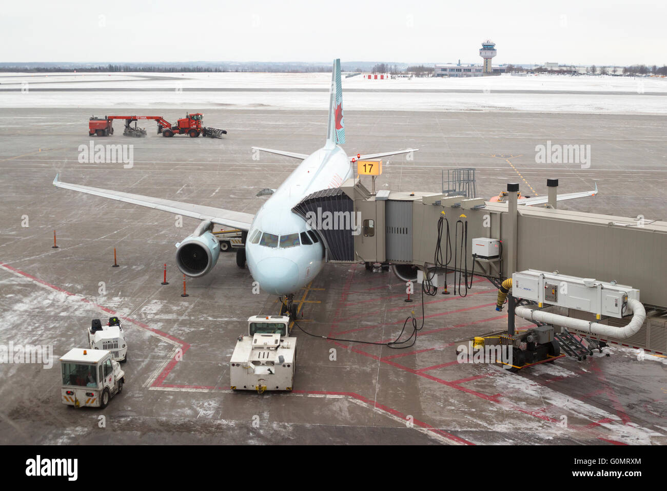 Ontario canada airports High Resolution Stock Photography and Images