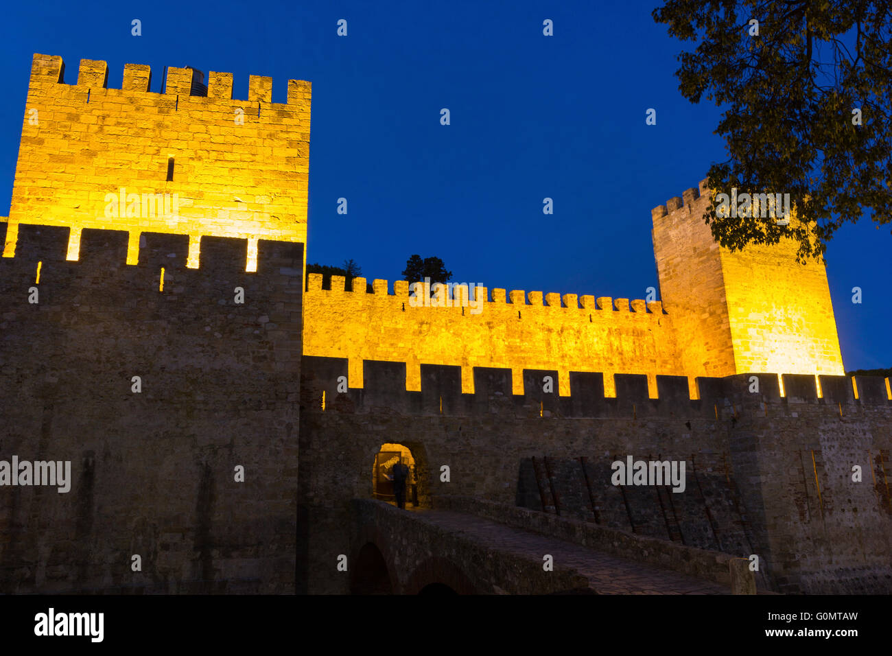 Sao jorge castle hi-res stock photography and images - Alamy