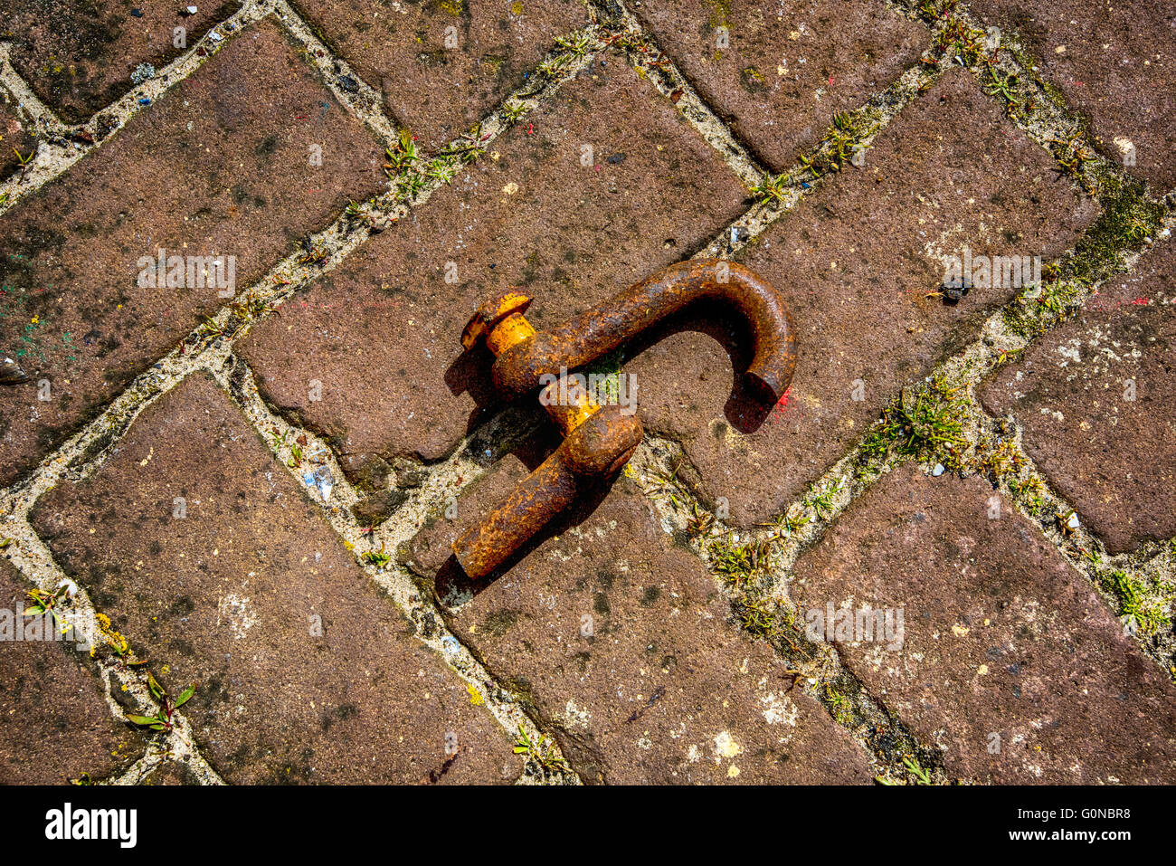 Shackle broken hires stock photography and images Alamy