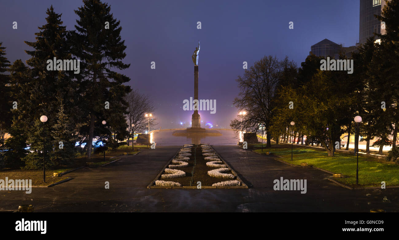 Foggy night walk hi-res stock photography and images - Alamy