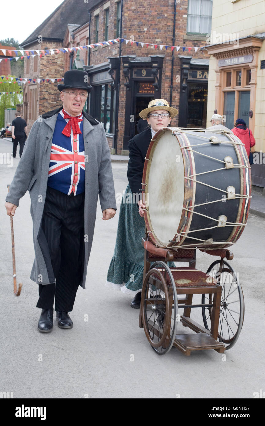 Victorian characters hires stock photography and images Alamy
