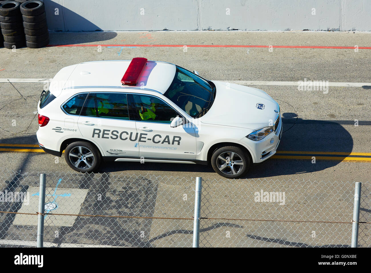 Rescue car hi-res stock photography and images - Alamy