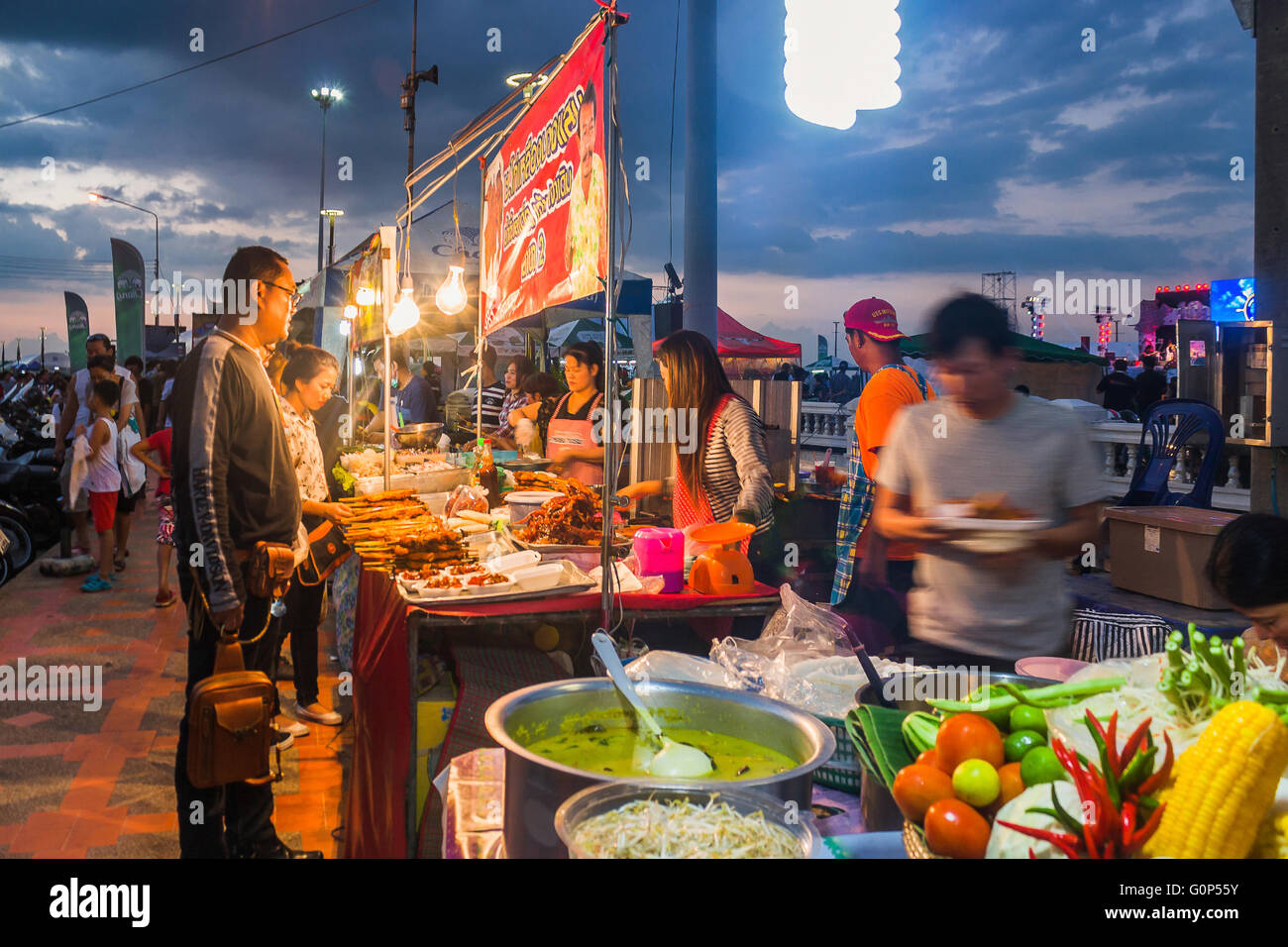 Street Food Vendors Stock Photo - Alamy
