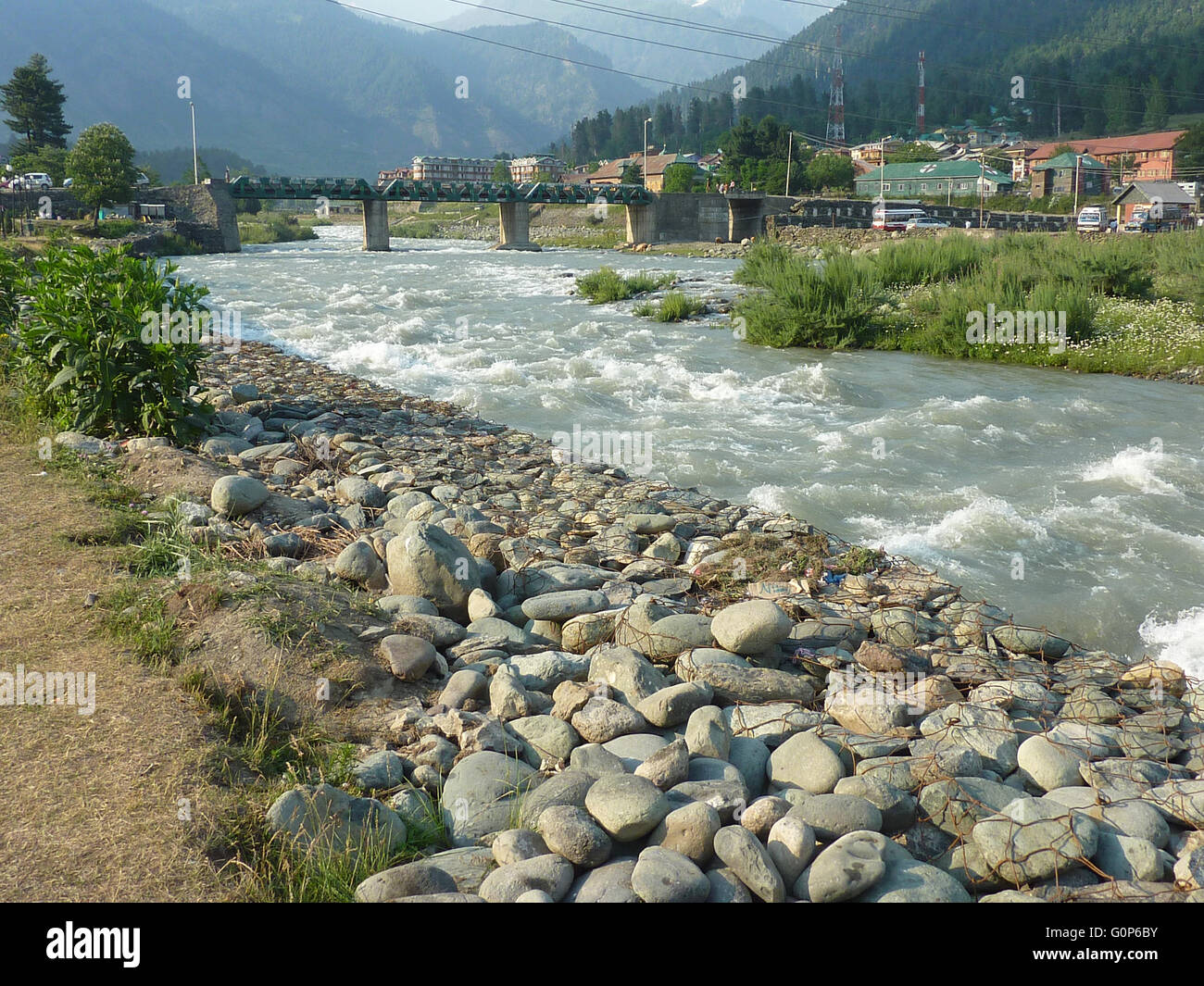 Lidder river, Pahalgam, Kashmir, originating from  Kolhoi Glacier, passing through Lidderwat meadow, crossing Pahalgam Stock Photo