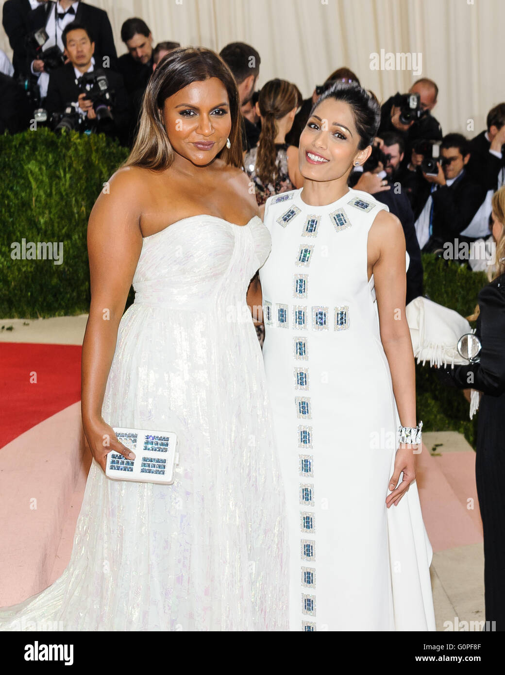 Tory Burch, Mindy Kaling, Freida Pinto attending the Metropolitan Museum of  Art Costume Institute Gala: Manus x Machina: Fashion in the Age of  Technology held in New York, USA Stock Photo 