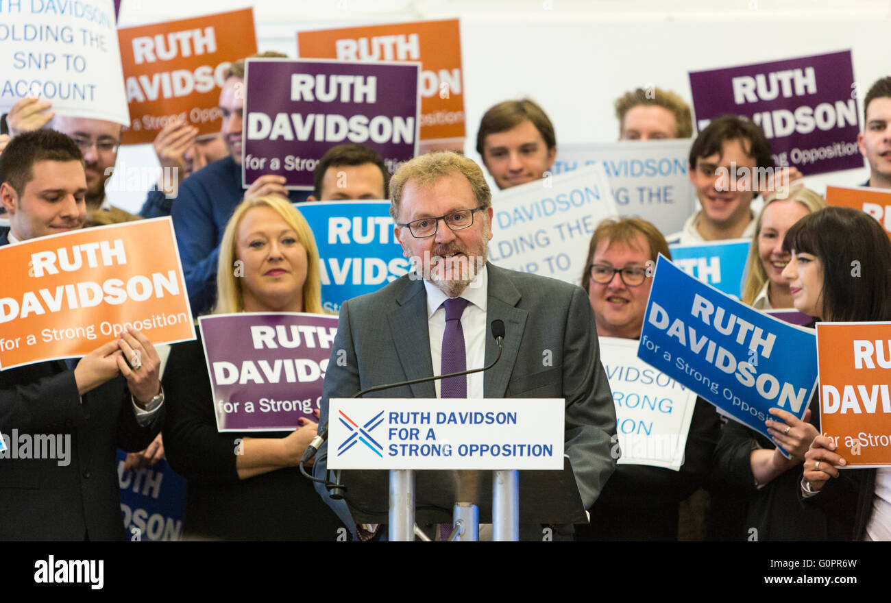 Edinburgh, UK. 04th May, 2016. Ruth Davidson began her final push to lead the Conservative Party to opposition in the Scottish Parliamentary Election with an eve of poll rally at the Royal Botanic Garden, Edinburgh  Pictured:  David Mundell Credit:  Richard Dyson/Alamy Live News Stock Photo
