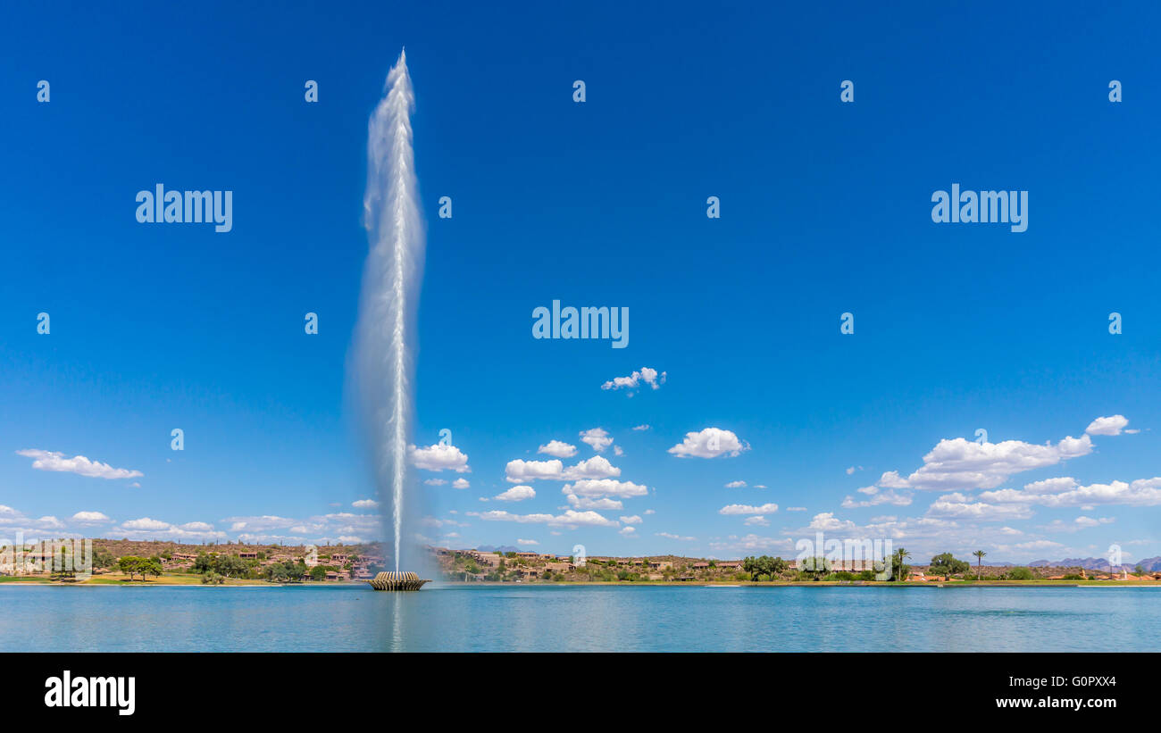 America's highest fountain at the town of Fountain Hills in Arizona Stock Photo Alamy