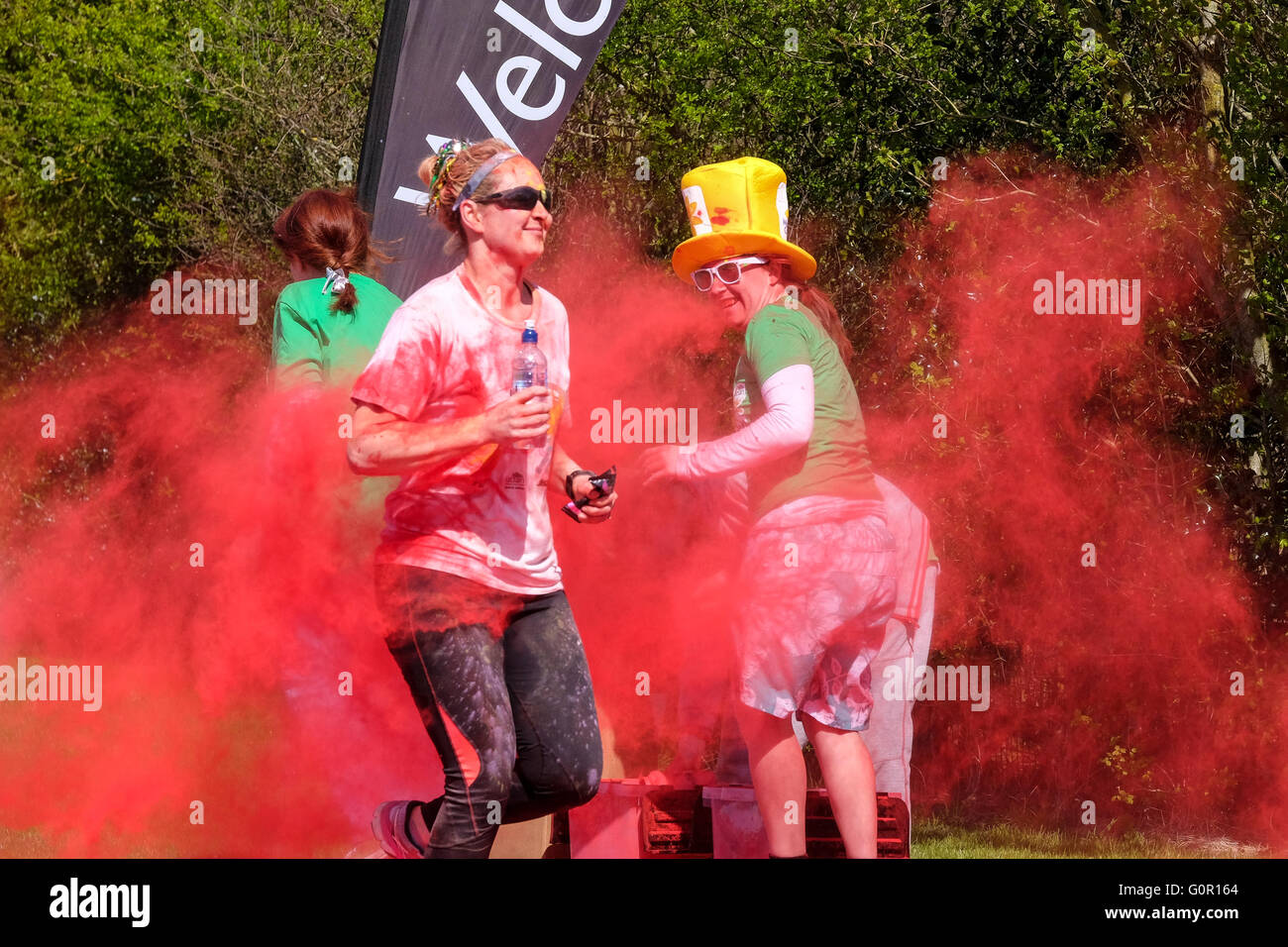 Colour run paint hires stock photography and images Alamy