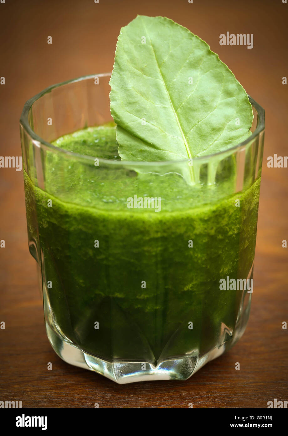 Spinach leaf hires stock photography and images Alamy