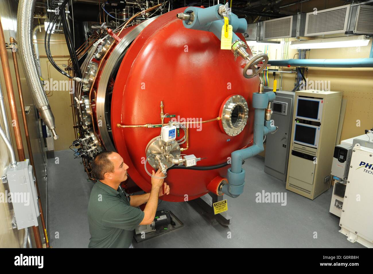  Mobile Engine Testing Station Gauge Meters Stand Engine Tester  : Industrial & Scientific