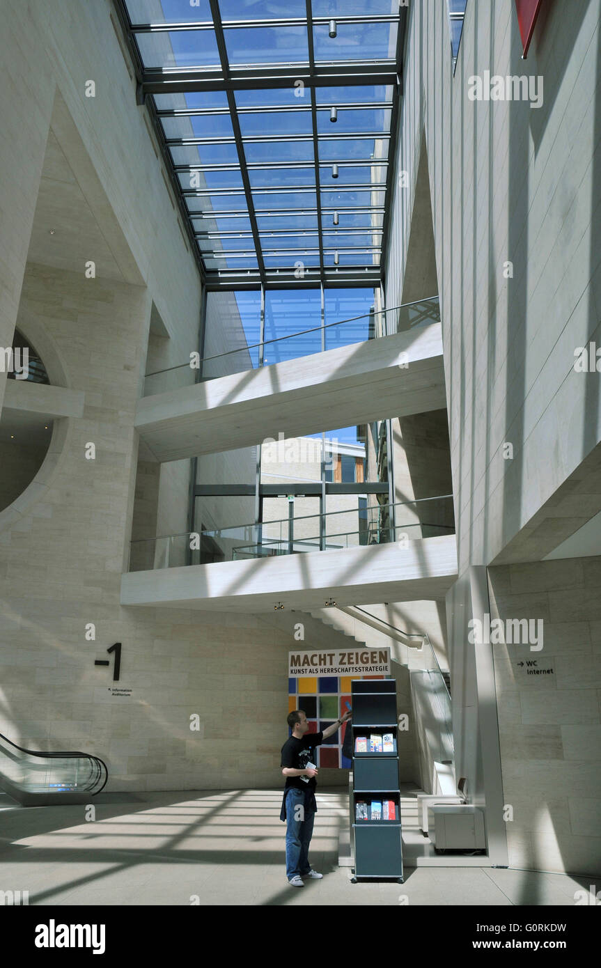 New building, extension building, Deutsches Historisches Museum, Unter den Linden, Mitte, Berlin, Germany / German Historical Museum, DHM, architect I.M. Pei Stock Photo