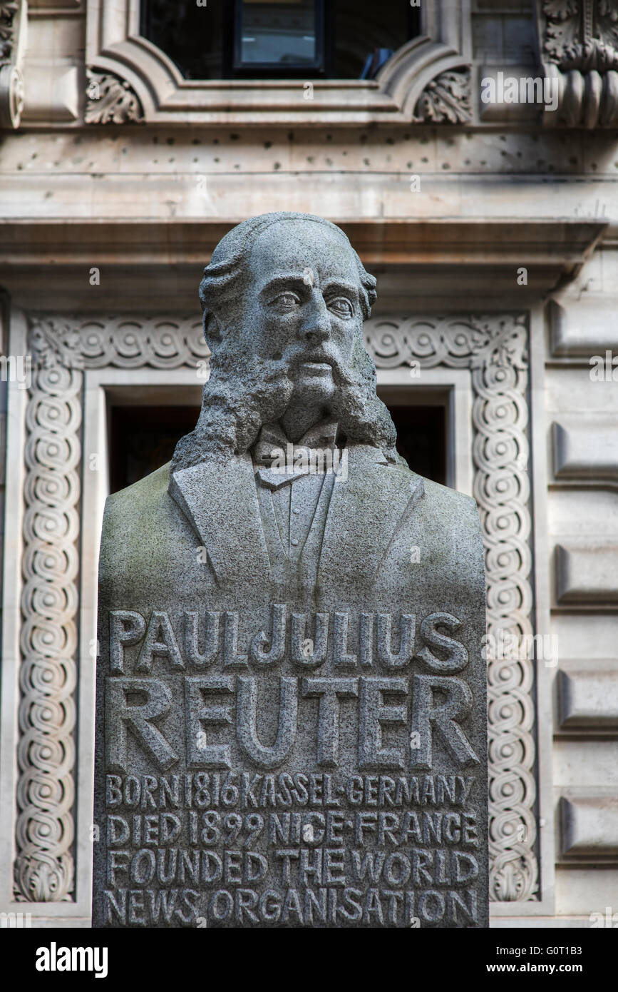 City of London, London, England,UK. 19 April 2016Statue of Paul Julius Reuter, founder of Reuters News Agency in London Exchange.Paul Julius Freiherr von Reuter (Baron de Reuter) (21 July 1816 – 25 February 1899), a German entrepreneur, pioneer of telegraphy and news reporting was a reporter and media owner, and the founder of Reuters News Agency since 2008 part of the Thomson Reuters conglomerate. Stock Photo