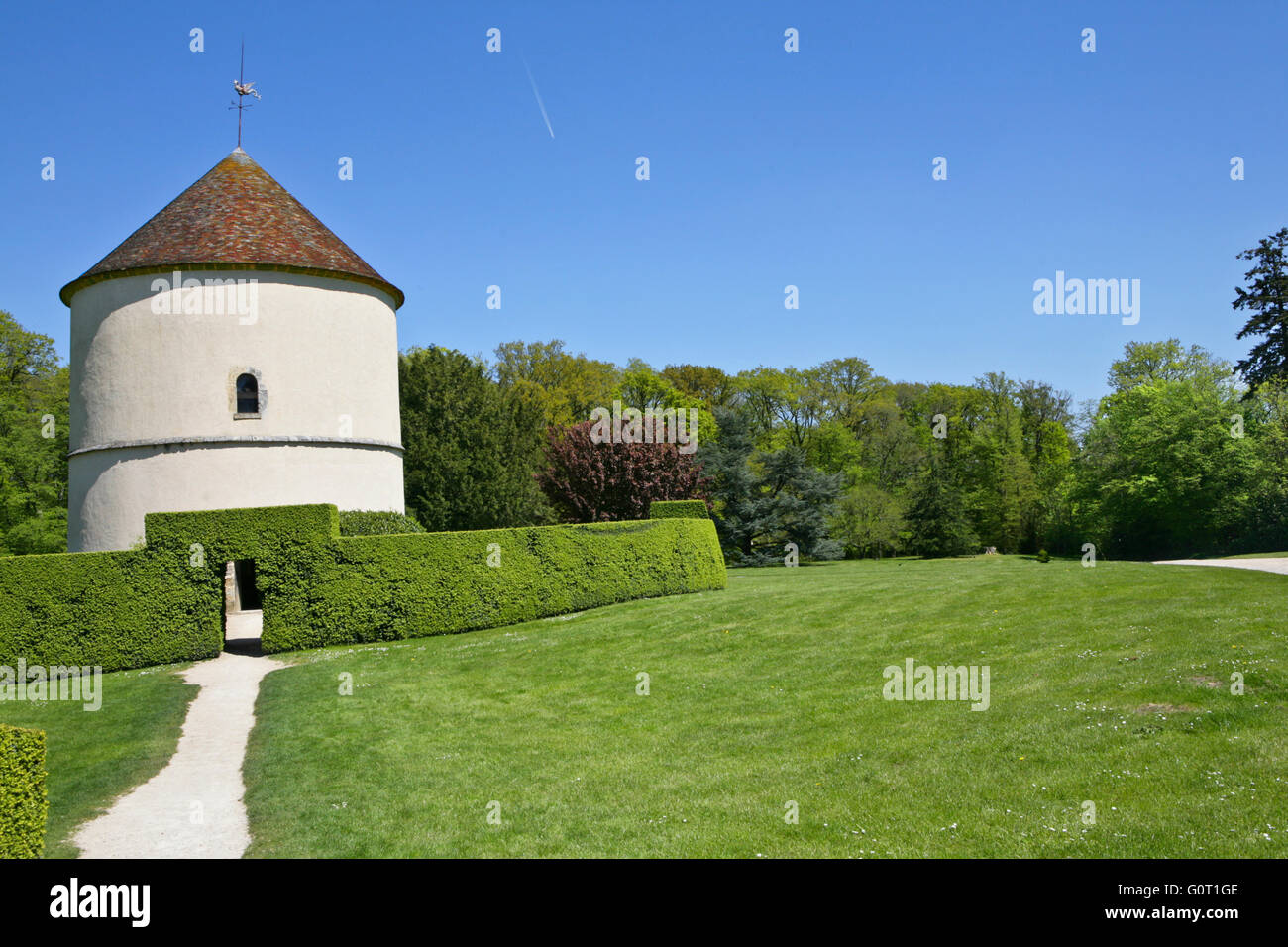 Medieval Pigeon House At Chateau De Breteuil In The Chevreuse Valley Stock Photo Alamy