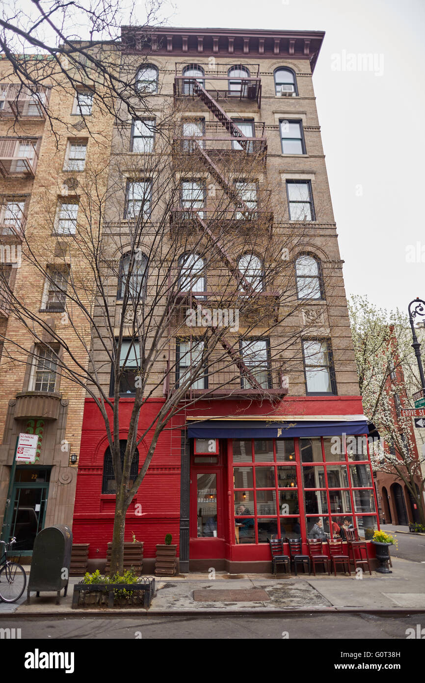 New york meatpacking district   Friends tv drama show sitcom location apartment exterior bedford street grove street cafe under Stock Photo