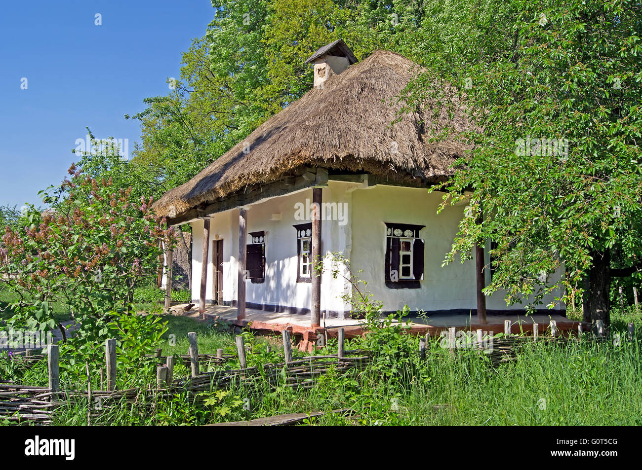 Old traditional house in Ukraine Stock Photo - Alamy