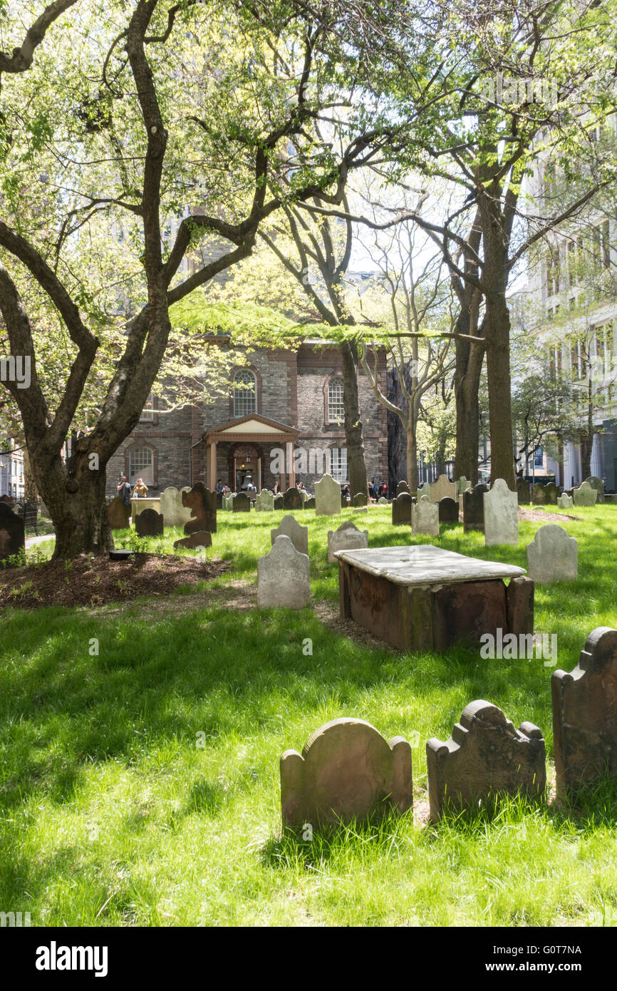 Cemetery at St. Paul's Chapel, Lower Manhattan, NYC, USA Stock Photo
