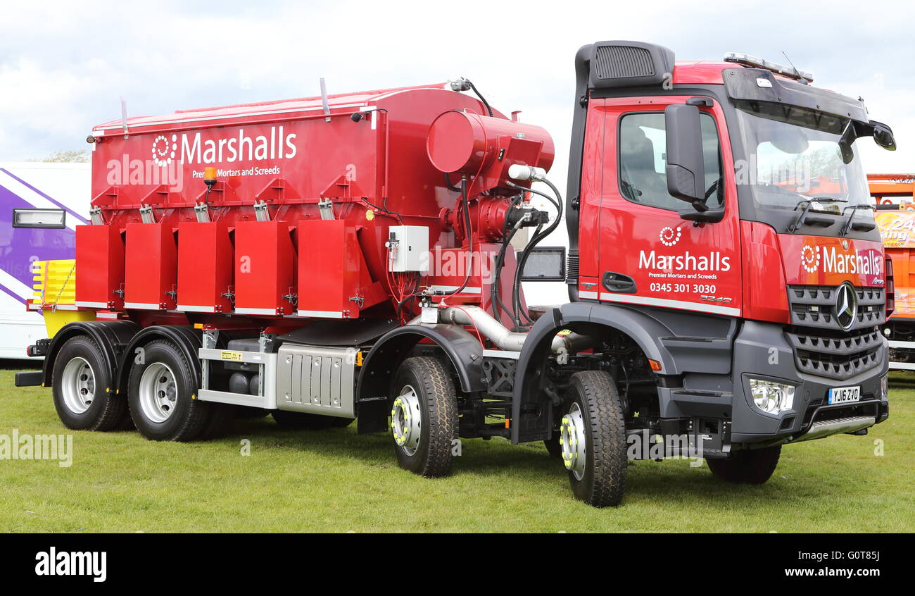 Mercedes Rigid Truck HGV - Marshalls Stock Photo