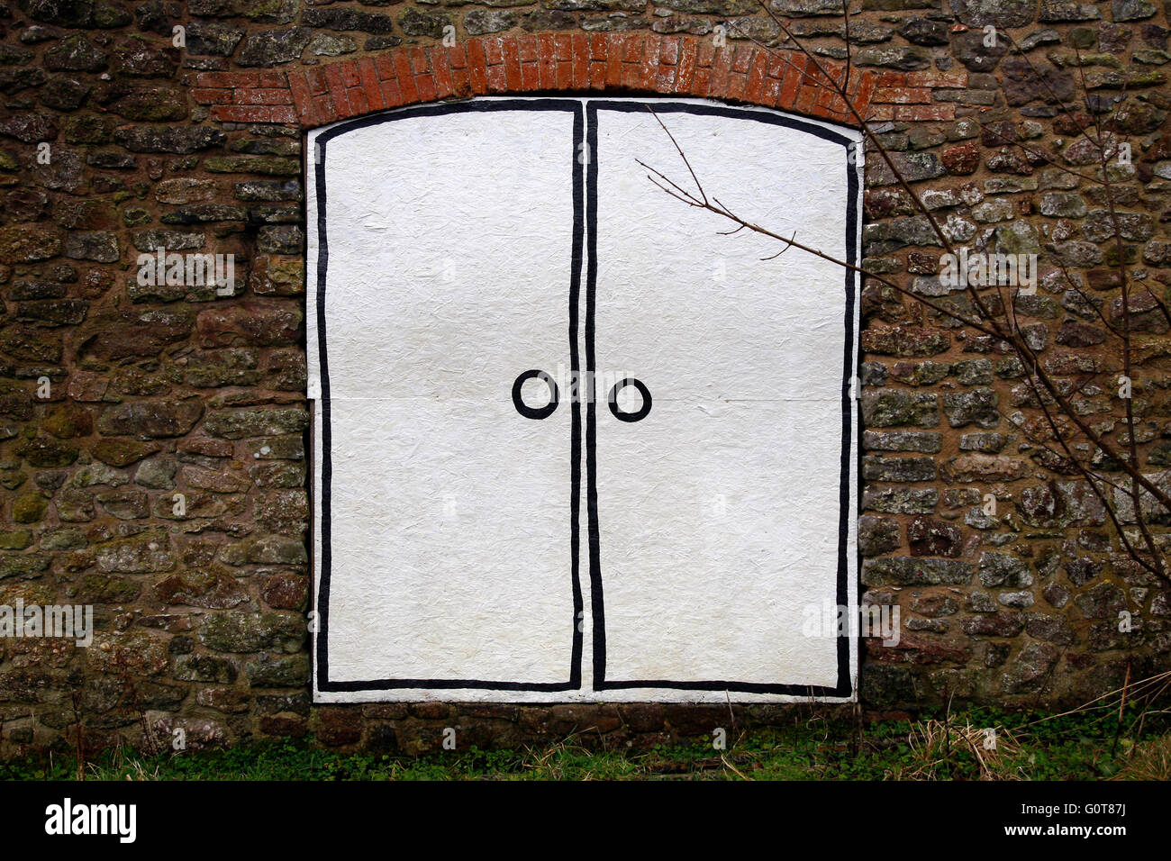 Cartoon Drawing Of Double Doors On A Boarded Up Entrance Stock Photo Alamy
