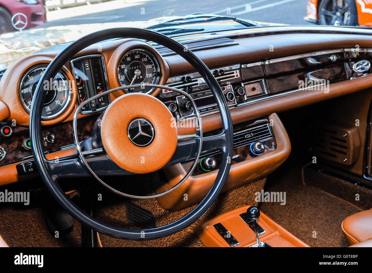 Interior of a restored 1970 Mercedes Benz 280 SL Coupe Stock Photo - Alamy