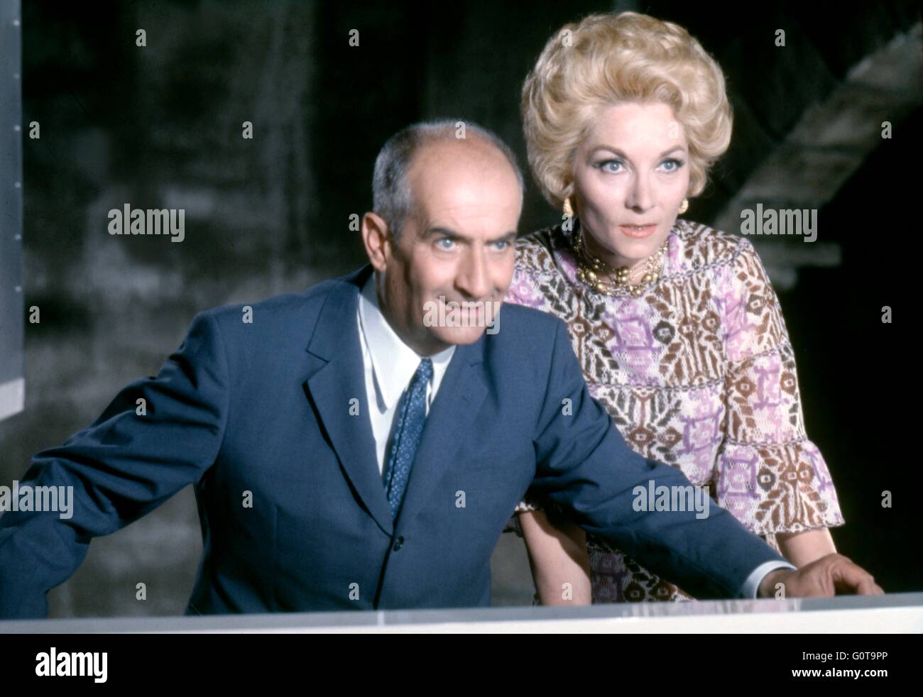 PHOTO F.005780 LOUIS DE FUNÈS MICHEL GALABRU (LE GENDARME SE MARIE) 1968 EUR 5,99 - FR