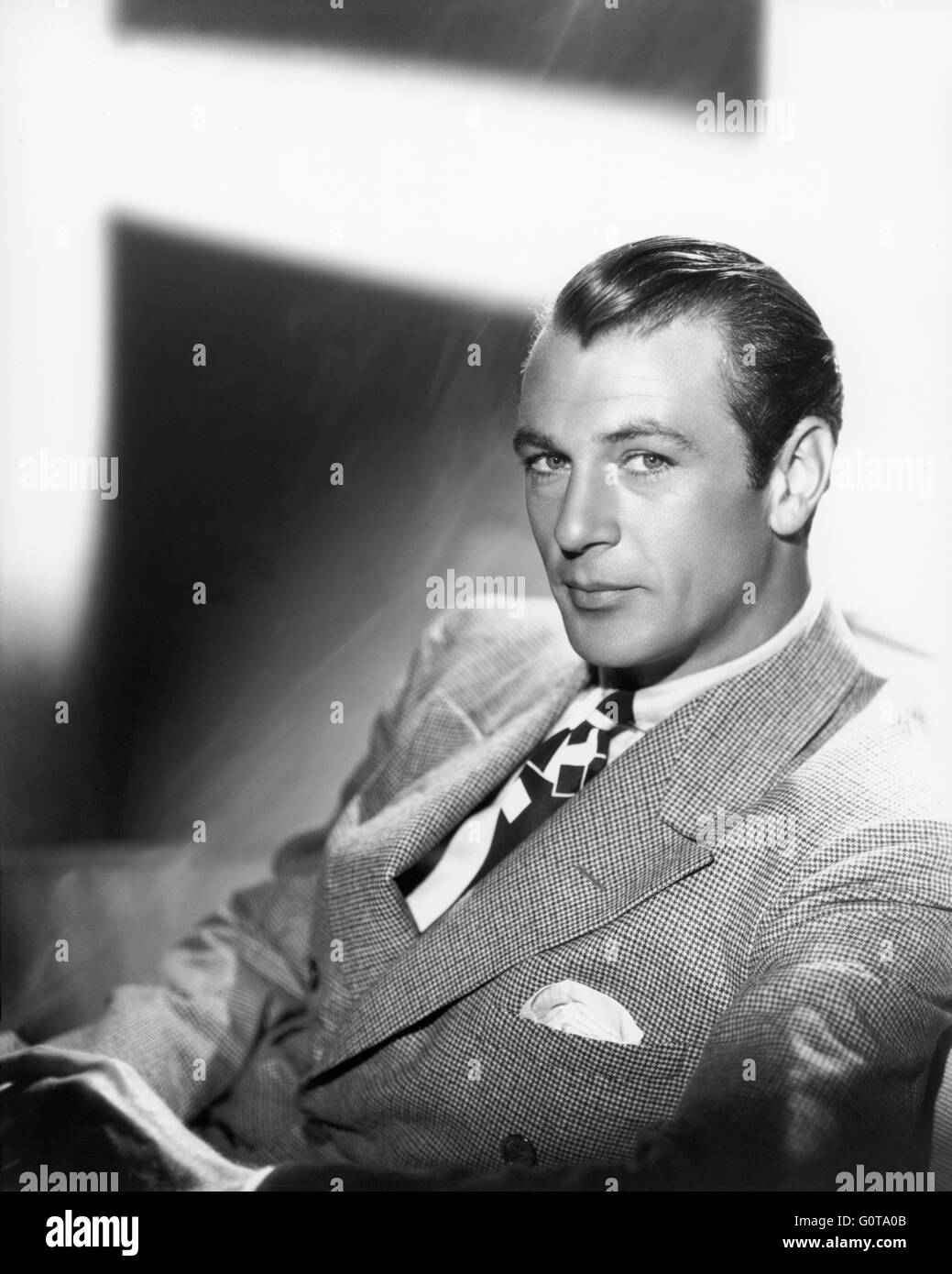 Gary Cooper / 1932 photographed by Clarence Sinclair Bull,(Metro ...