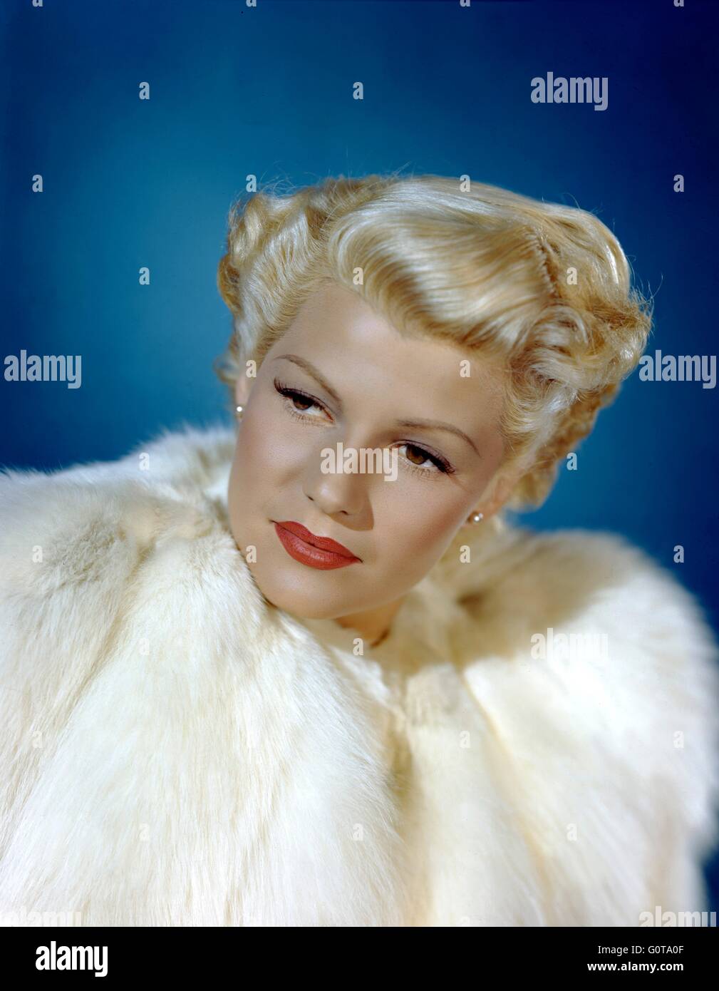 Rita Hayworth / The Lady From Shanghai / 1948 directed by Orson Welles (Columbia Pictures) Stock Photo