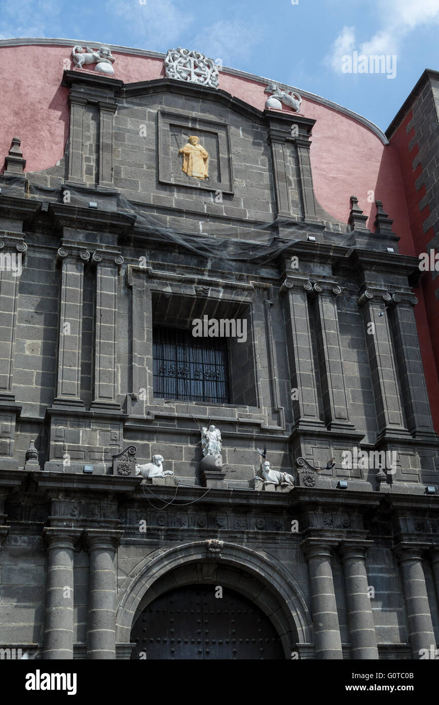 Iglesia de santo domingo puebla hi-res stock photography and images - Alamy Iglesia de santo domingo puebla hi-res stock photography and images - Alamy