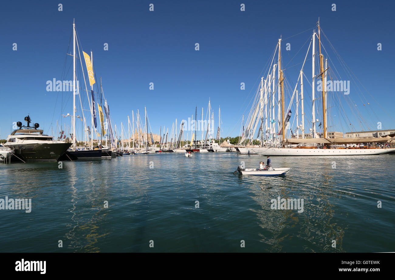 Images of Palma International Boat Show 2016 and Palma Superyacht Show 2016 -panorama of superyachts + Destiny Star +++ Stock Photo