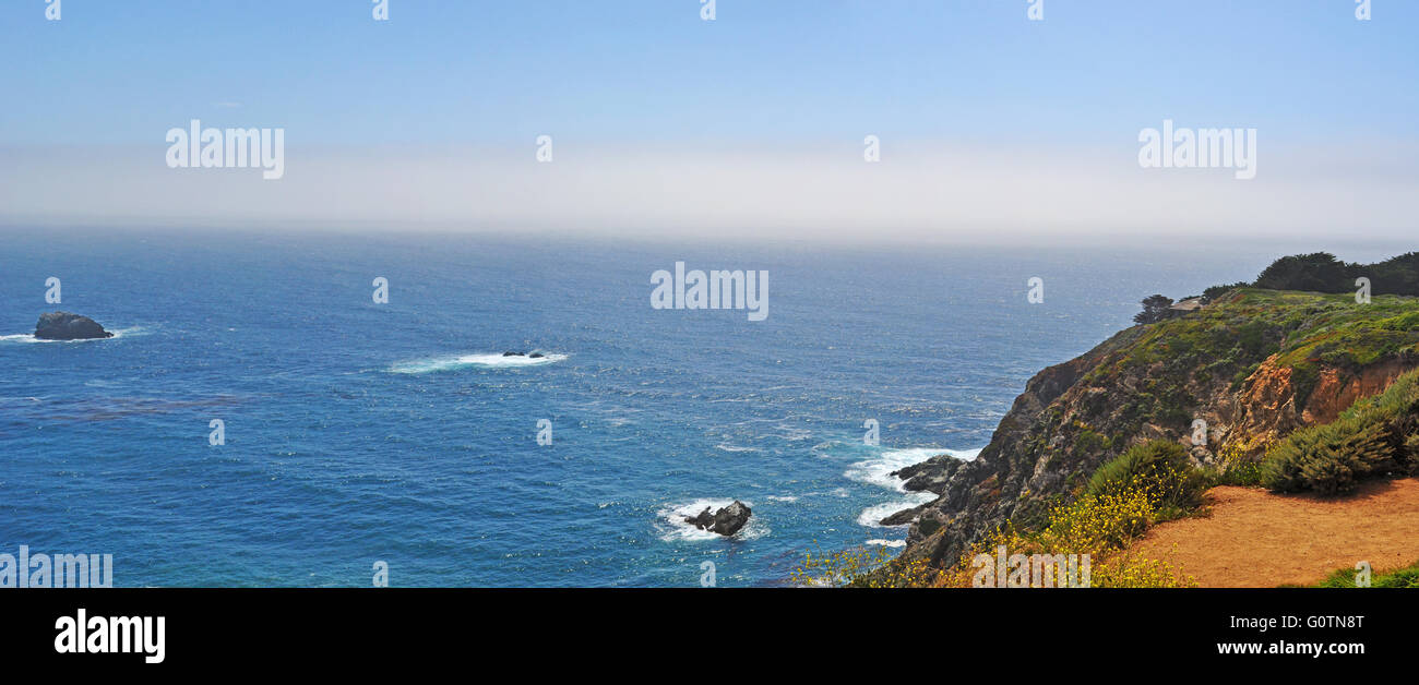 United States of America: the rugged coastline of Big Sur, region of the Central Coast of California, one of the most popular tourist destinations Stock Photo