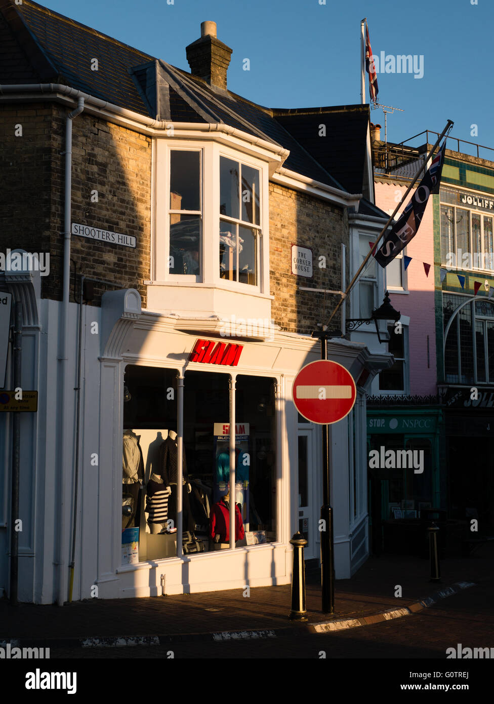 Isle of wight shopping hires stock photography and images Alamy Isle of wight shopping hires stock photography and images Alamy